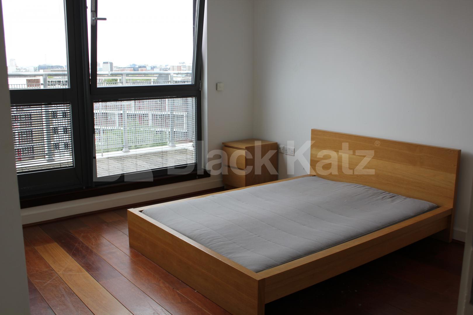 			NEW INSTRUCTION, 2 Bedroom, 1 bath, 1 reception Flat			 Pentonville road, Angel / Kings cross